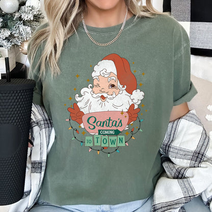Santa Is Coming To Town, Retro, Christmas - bay Comfort Colors T-Shirt