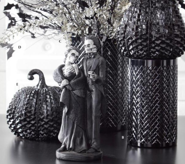 13" Black & Silver Resin Skeleton Couple