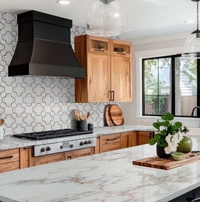 Bianco Quatrefoil Polished Tile