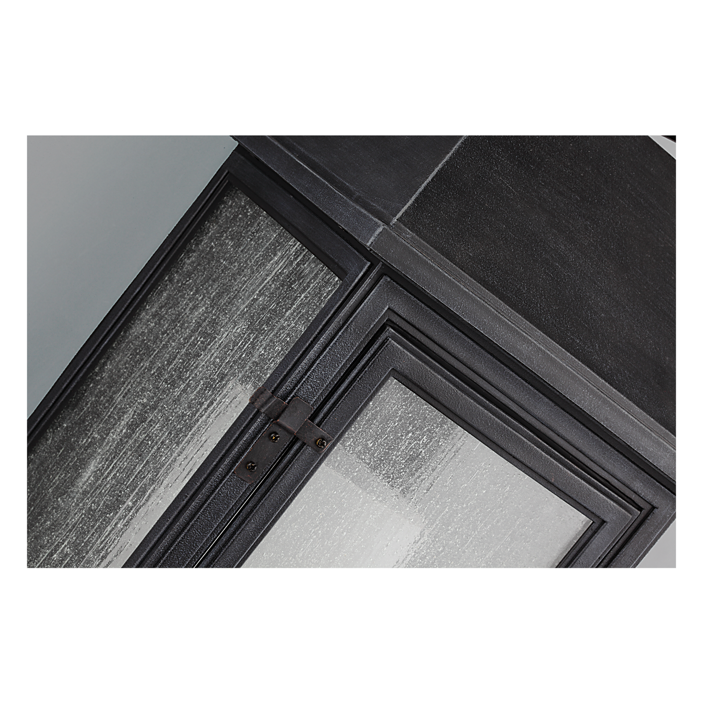 Shepherd XL Wall Lantern