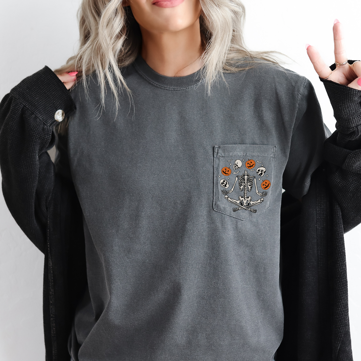 Skeleton, Juggling, Halloween, Jack o Lantern, Pocket, Comfort Colors Pocket T-Shirt