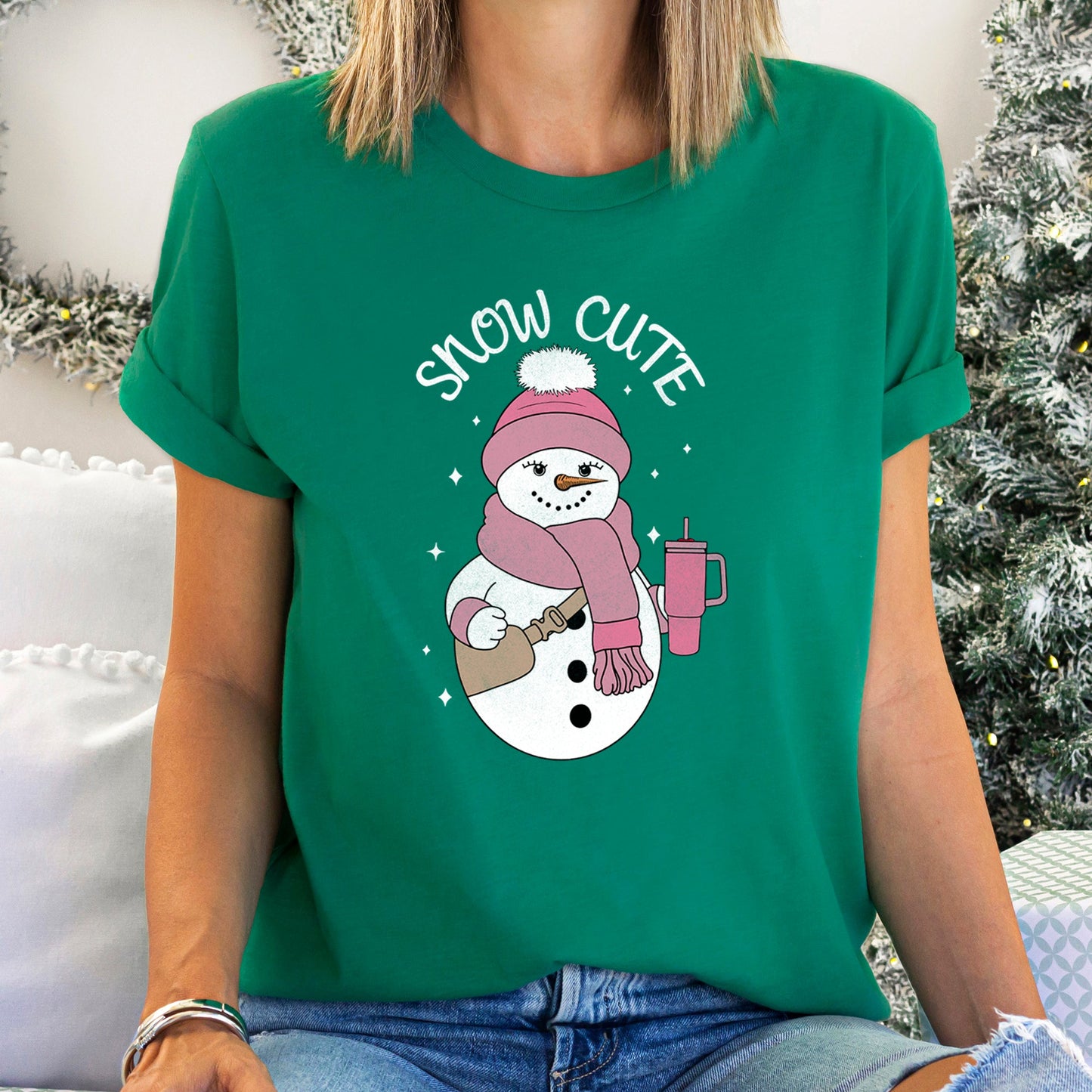 Snow Cute, Bougie Snowman, Christmas, BooJee - white Super Soft Tshirt