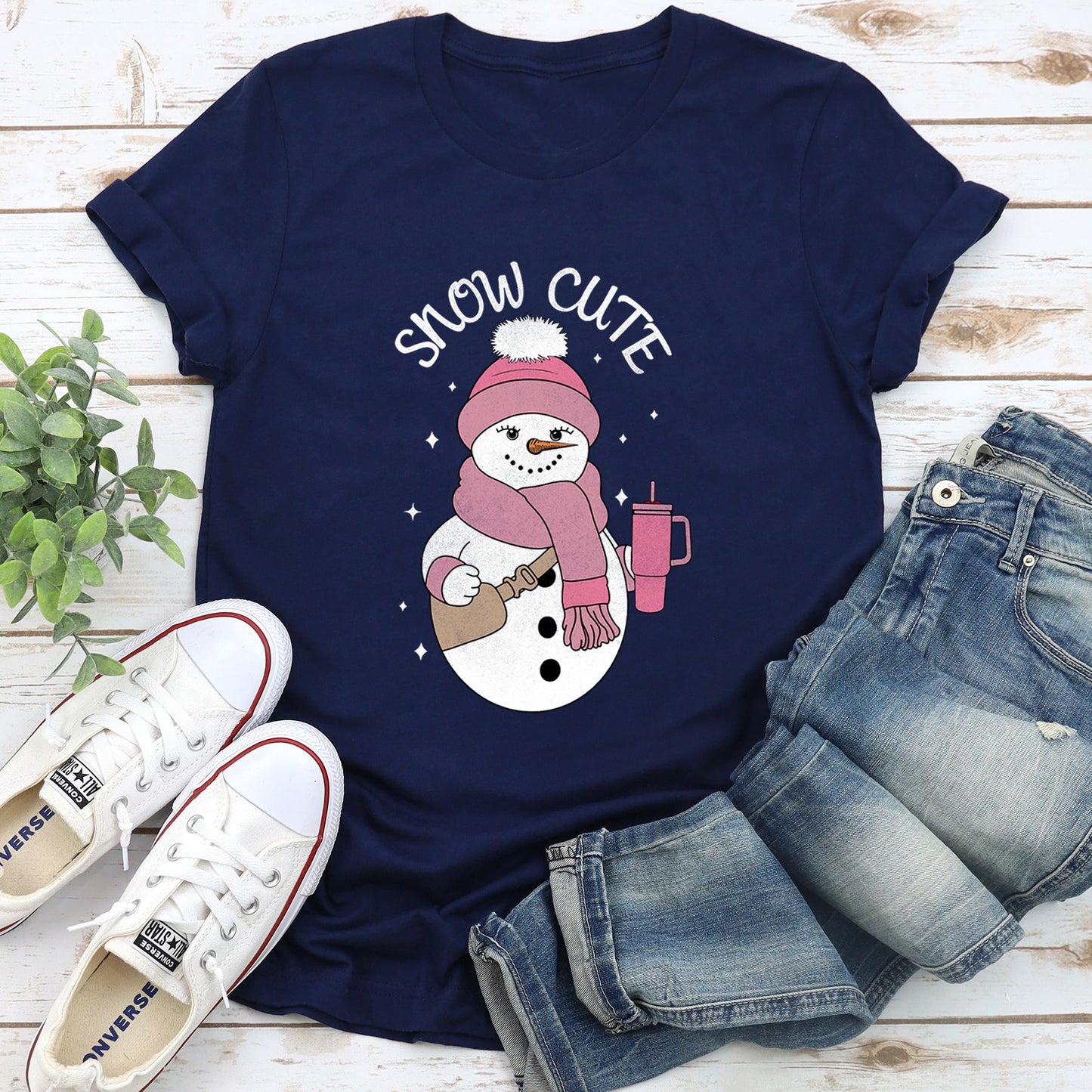 Snow Cute, Bougie Snowman, Christmas, BooJee - white Super Soft Tshirt