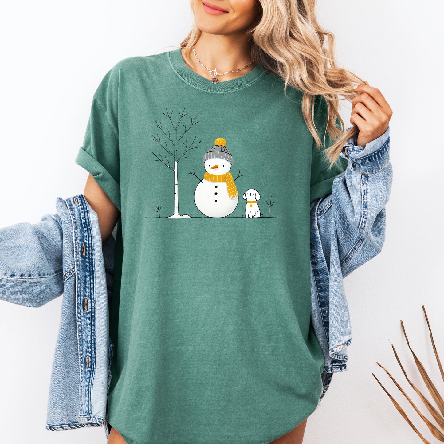 Snowman and Dog, Cute, Winter, Tree, Christmas, Snow Tshirt Comfort Colors T-Shirt