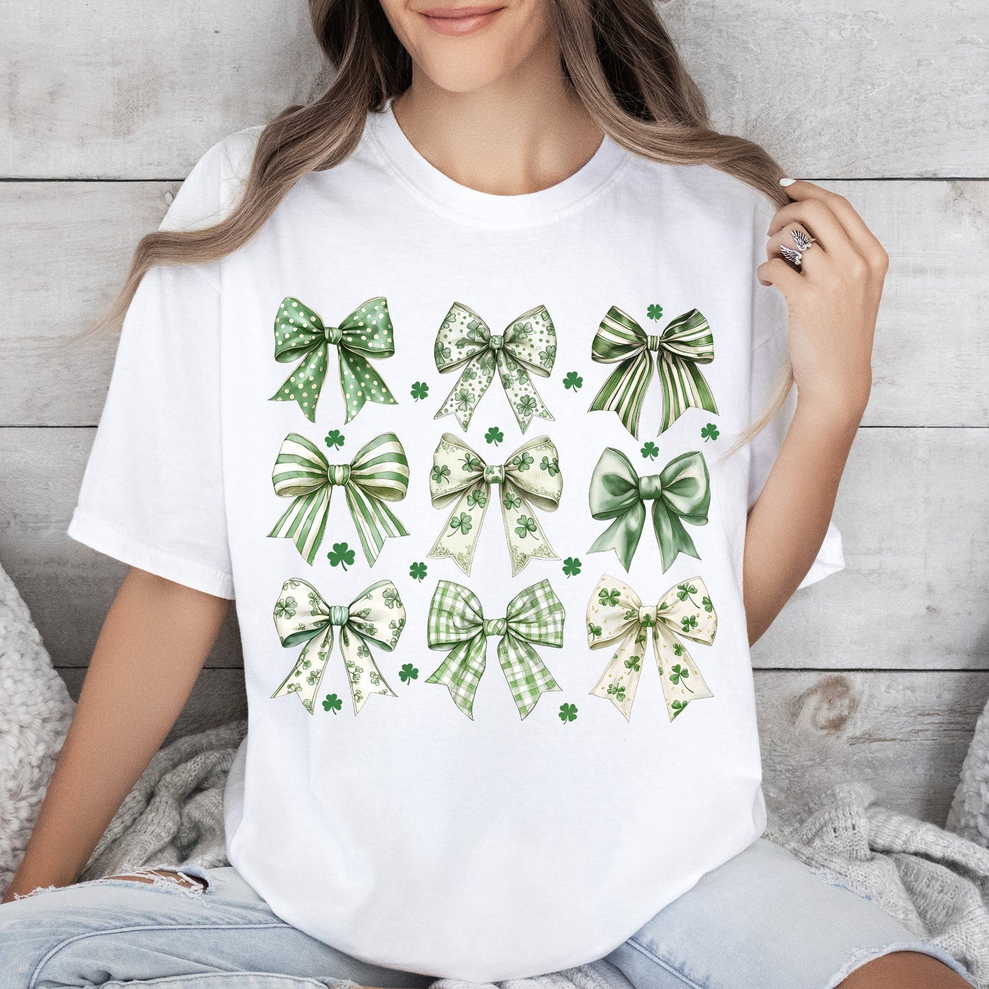 St Patrick's Coquette Bows, Ribbons, St Patrick's Day, Shamrock, Clover, Lucky, Leprechaun Tshirt Comfort Colors T-Shirt