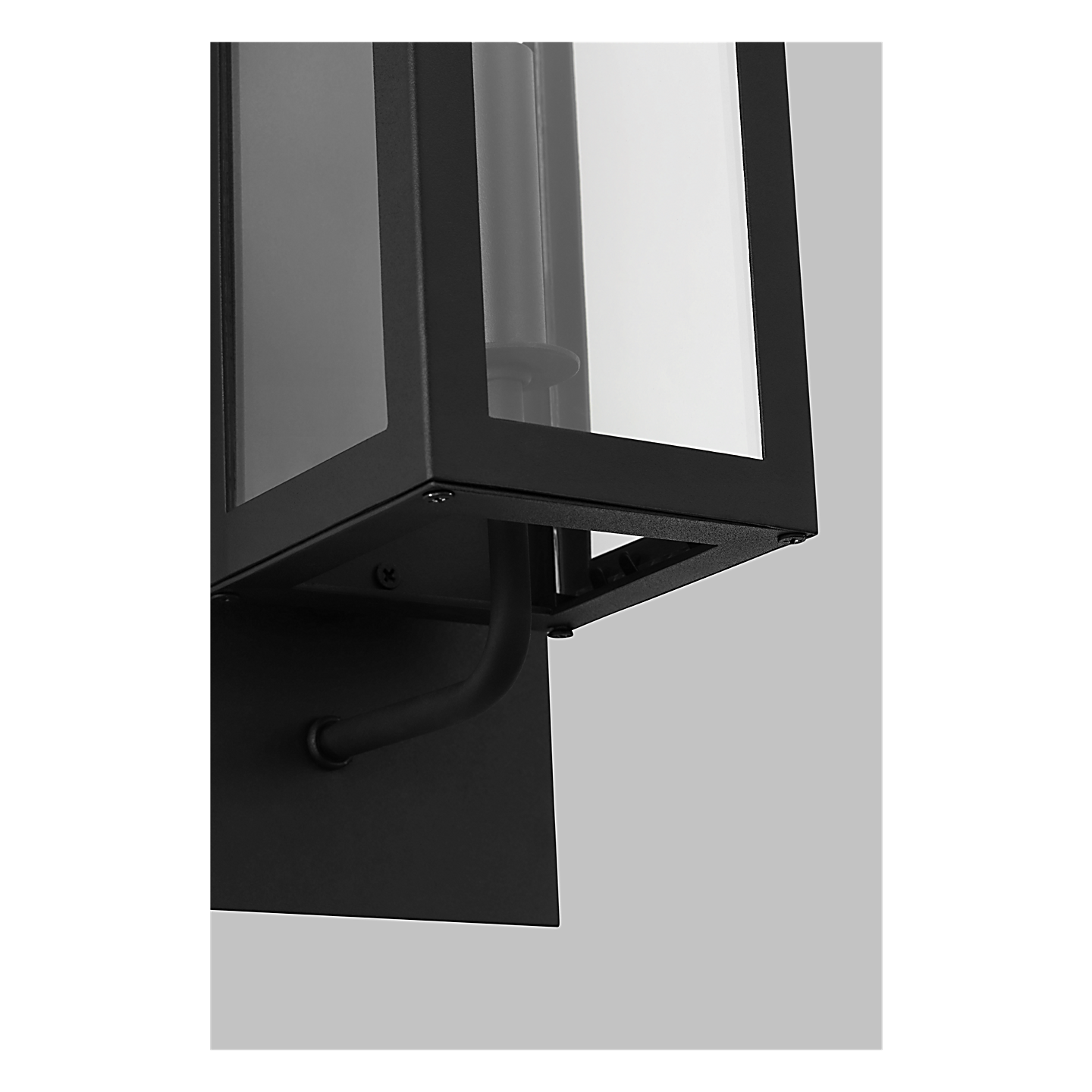 Dresden Medium Wall Lantern