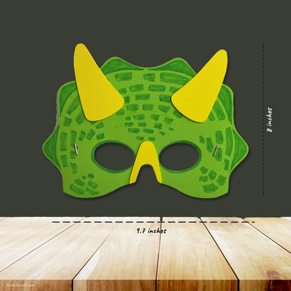 The Land of Lucky Saurus, Dinosaur