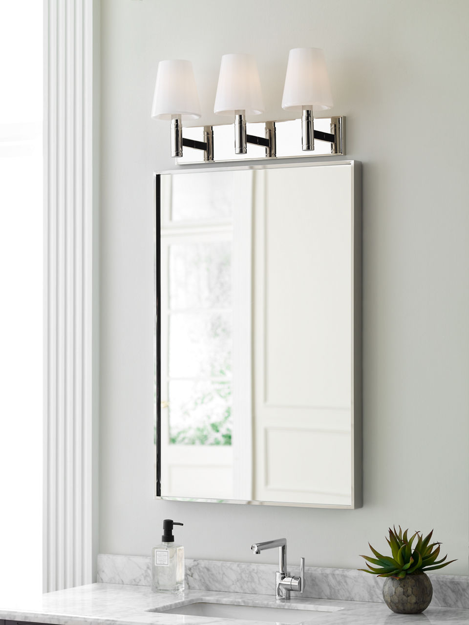 Beckham Classic 3-Light Bath Sconce