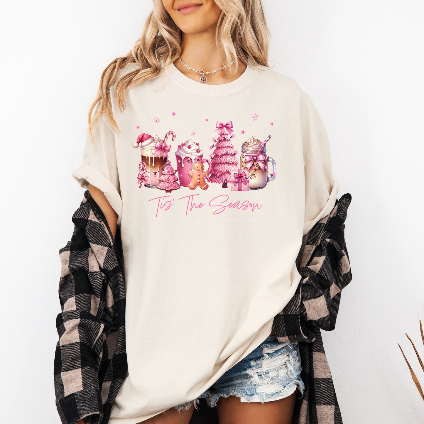 Tis The Season, Coffee Drinks, Pastel, Christmas, Pink, Snow Tshirt Comfort Colors T-Shirt