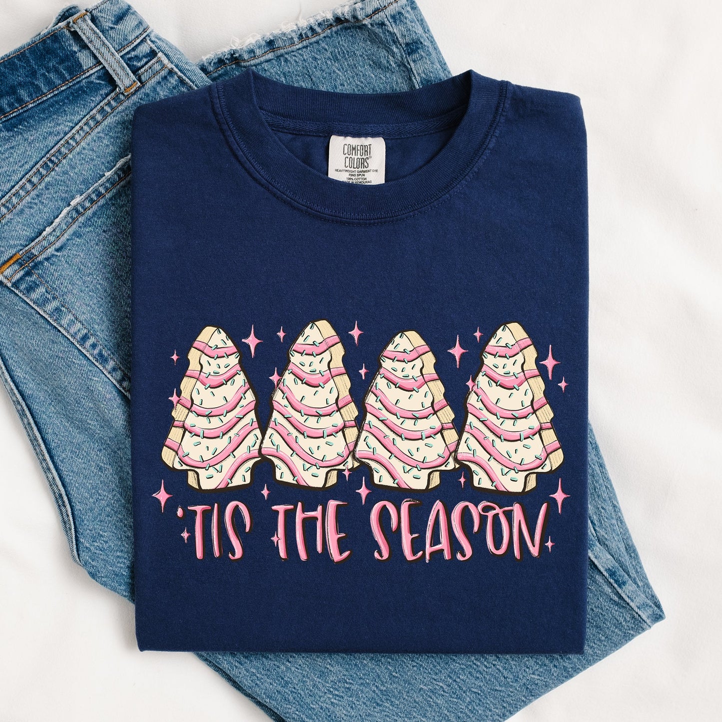 Tis The Season, Pink Christmas Cakes, Cute, Treat, Winter, Santa, Xmas Tshirt Comfort Colors T-Shirt