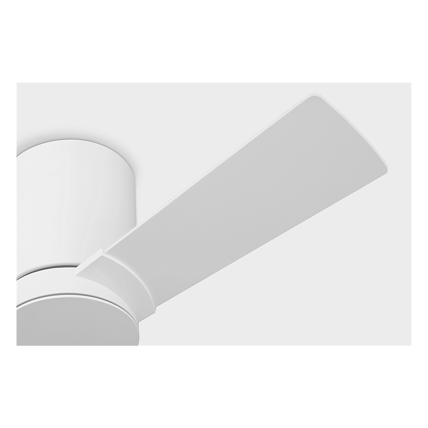 Rozzen 32 Hugger Ceiling Fan