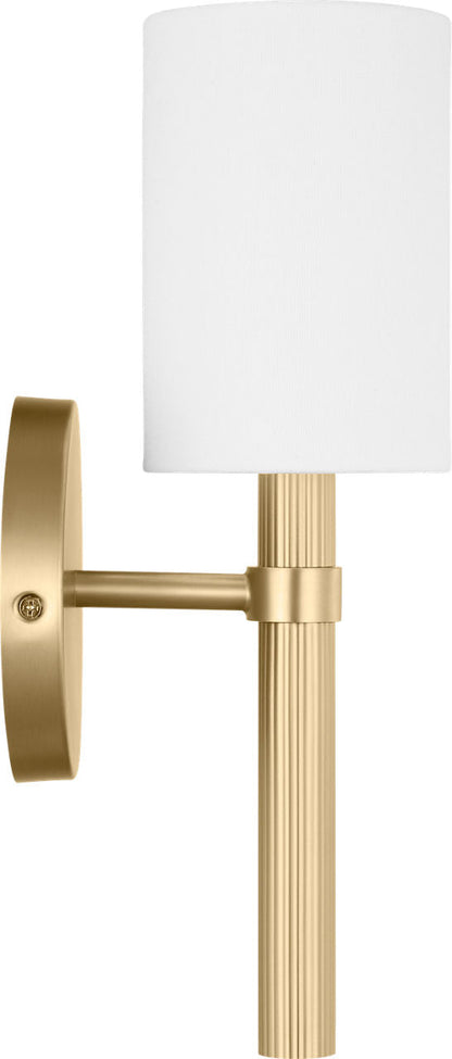 Manor Medium Sconce