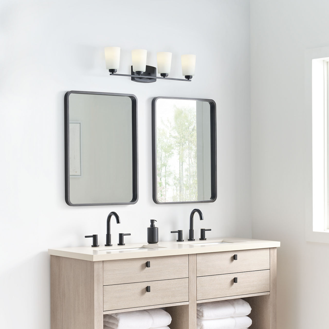 Franport 4-Light Bath Sconce