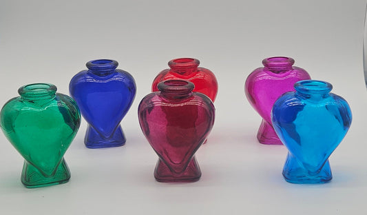 Vintage Heart Glass Bottle – Colorful Collectible Décor 4.3"