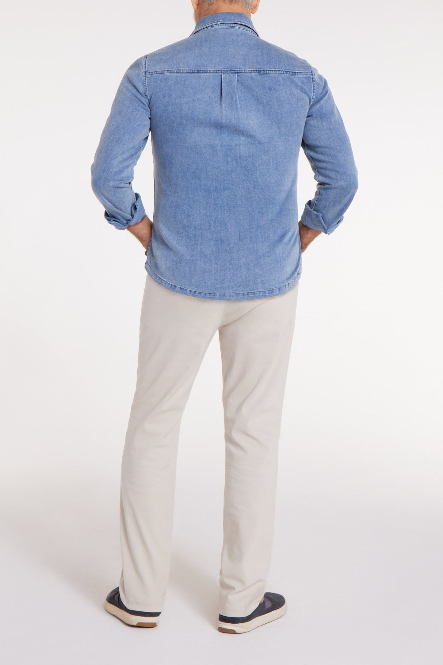 Joe Woven Magnetic Shirt in Chambray