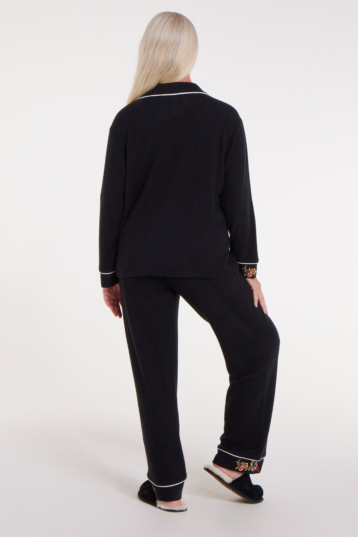 Wela Pajama Magnetic Shirt in Black