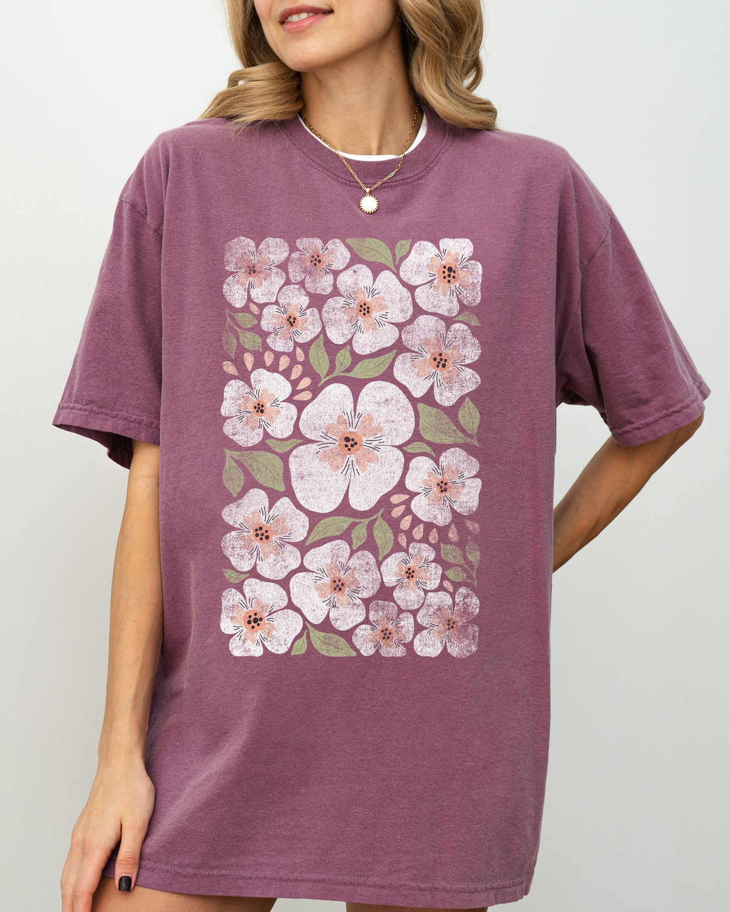 White Autumn Flowers, Botanical, Retro, Fall, Floral Shirt Comfort Colors T-Shirt