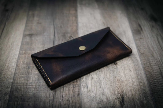 Sugar Land Clutch Wallet - Walnut