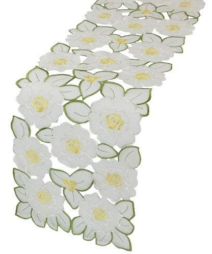 XD12057 Dainty Flowers Table Runner