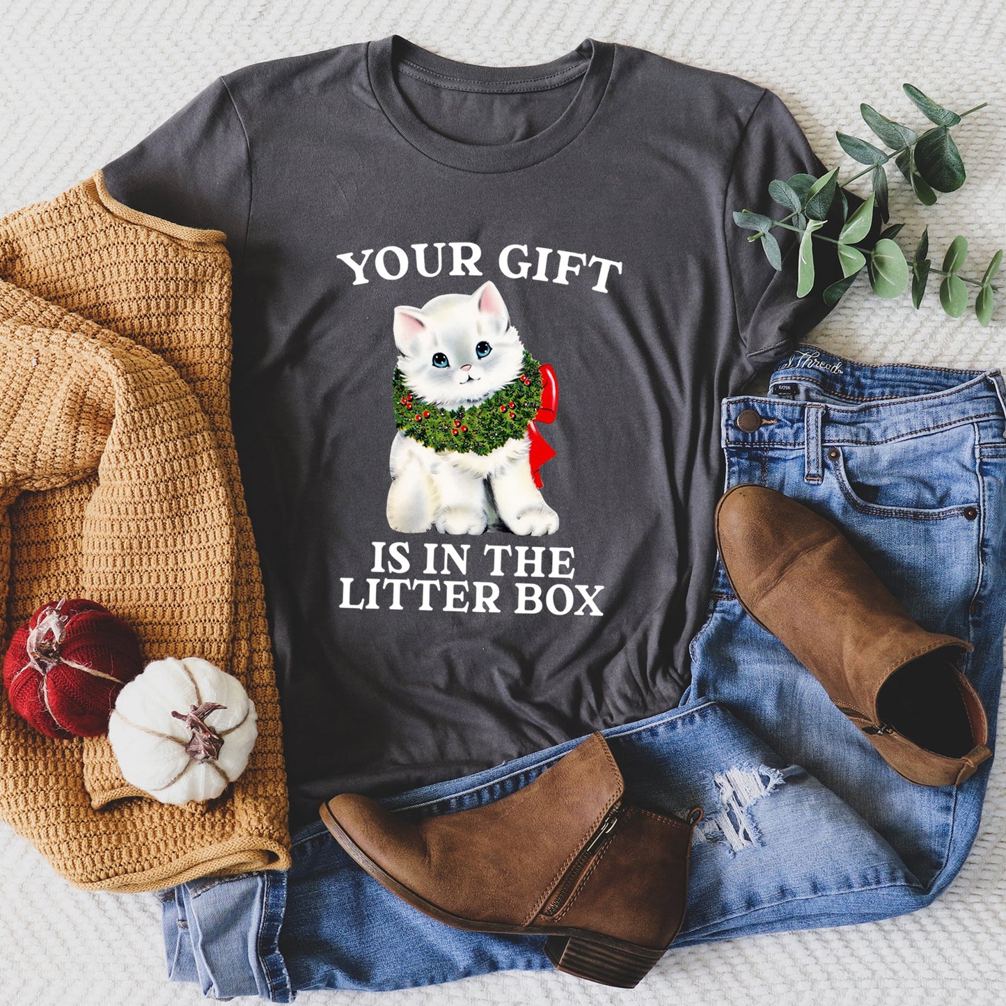 Your Gift Is In The Litter Box, Cat, Funny, Christmas, Naughty Super Soft Tees