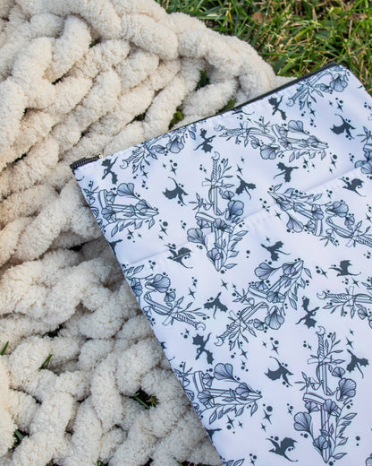 Meaggie Moos - Book / Tablet Sleeve | Ivory Swords
