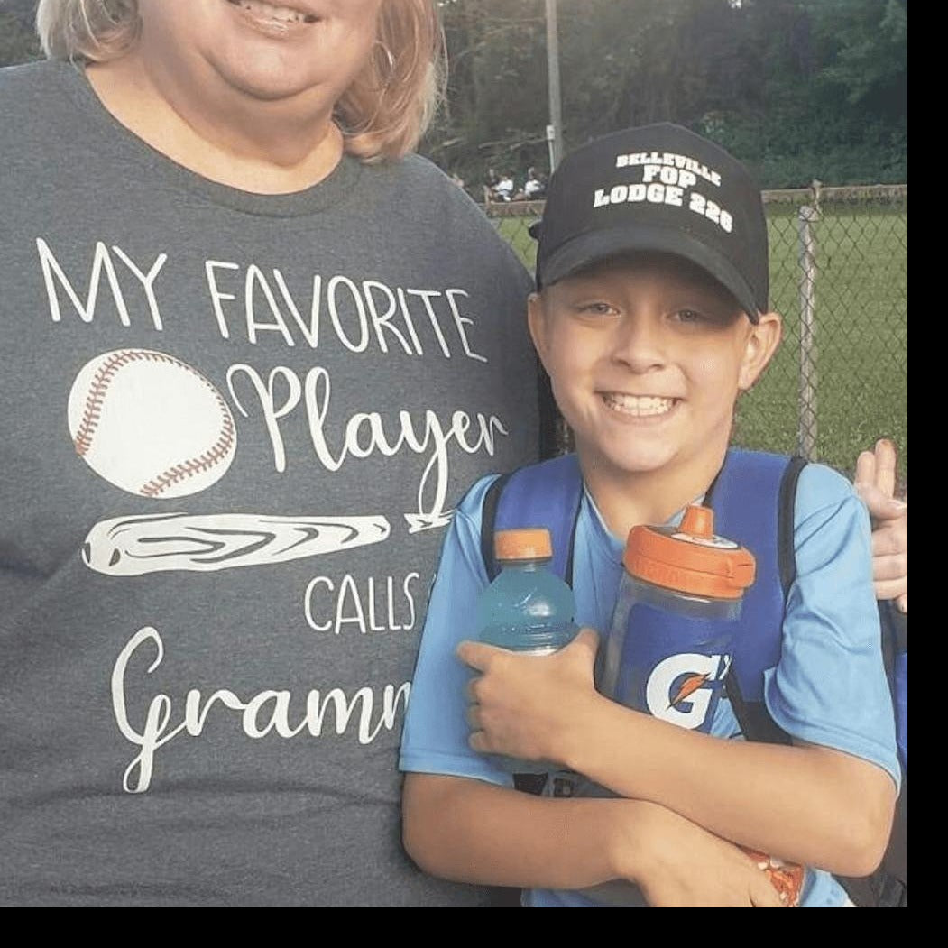 My Favorite Player Calls Me Grandma - Personalized Custom T Shirt - Birthday, Loving, Funny Gift for Grandma/Nana/Mimi, Mom, Wife, Grandparent