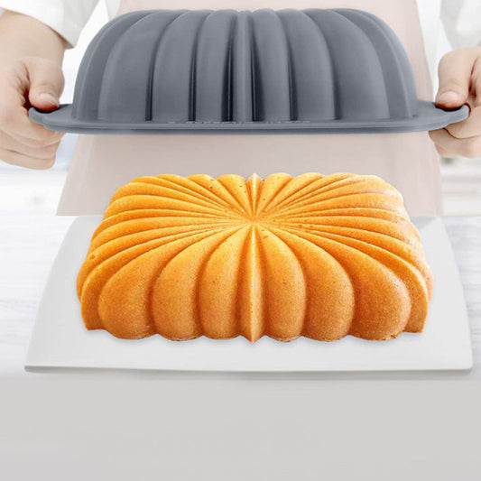 FlowerShaped Silicone Toast and Cake Baking Pan