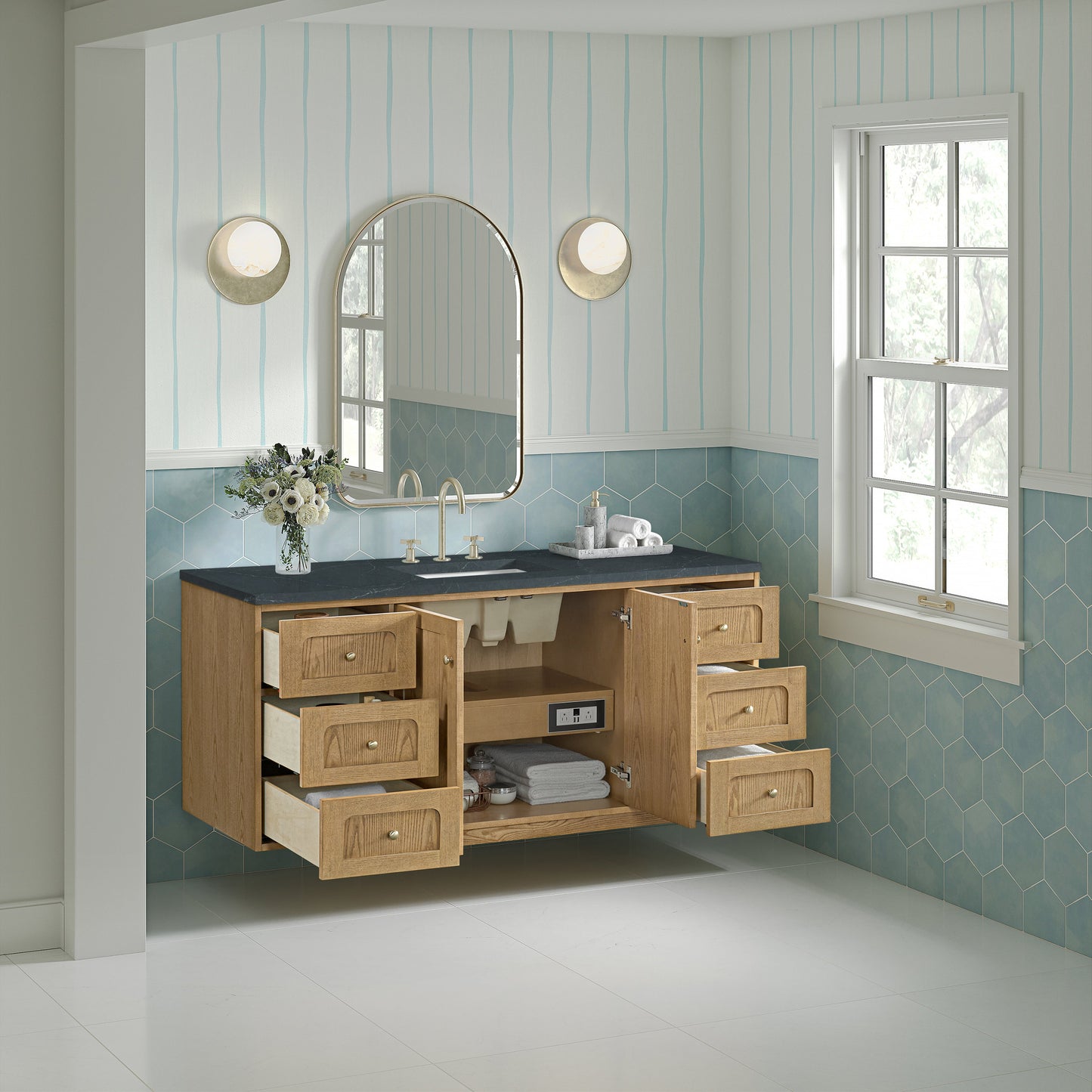 Laurent 60" Single Vanity, Light Natural Oak
