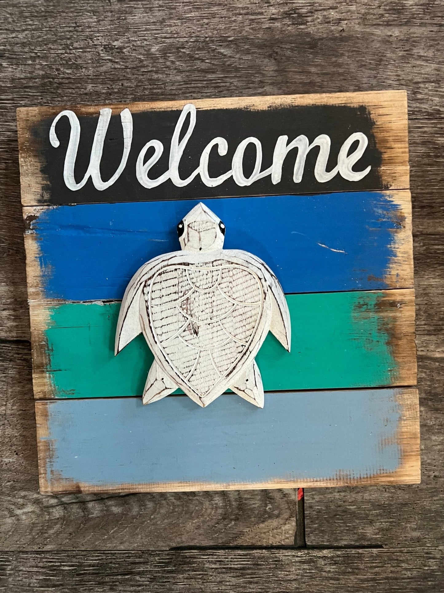Beach Themed Welcome Sign- Seahorse or Turtle