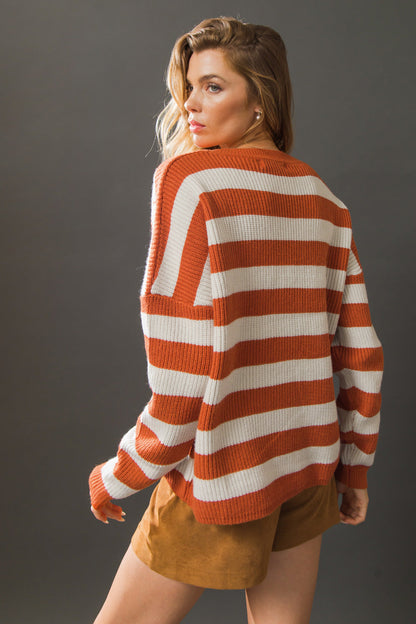 BEYOND THE HORIZON SWEATER TOP
