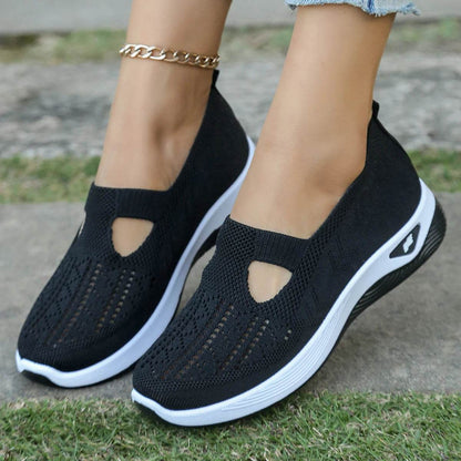 Lightweight Women’s Casual Sneakers – Breathable Flat Shoes for Everyday Comfort