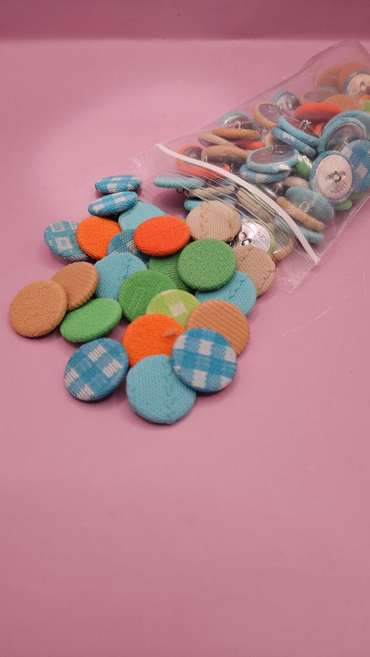 Bulk Lot of Vintage Big Fabric Buttons – 8oz Assorted Collection (0.8", Random Pick)