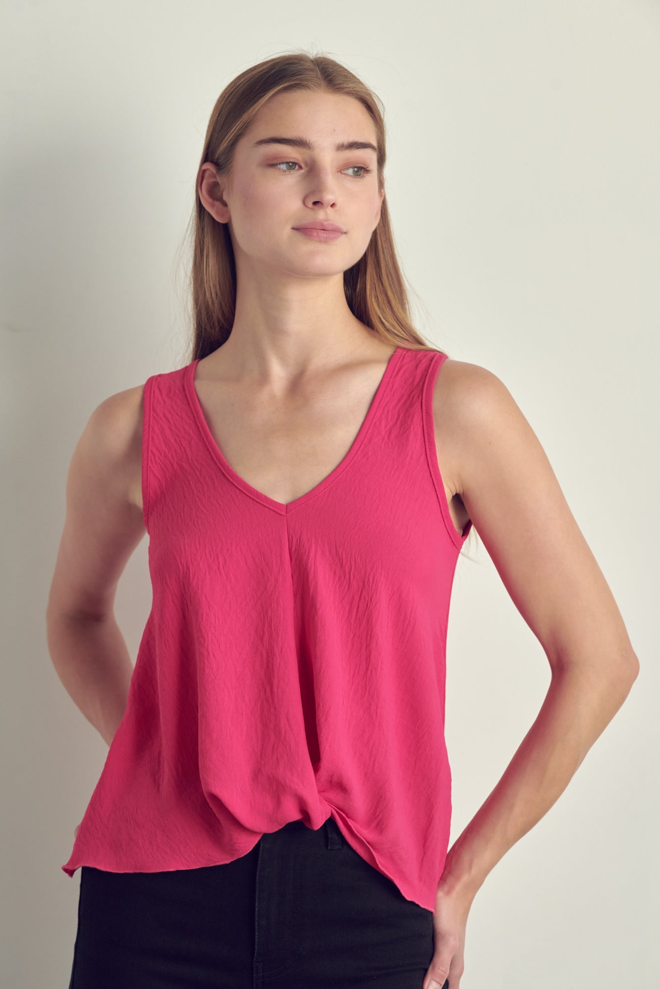 V-neck Sleeveless Knotted Front Hi-Low Top | Kitchen + Metal