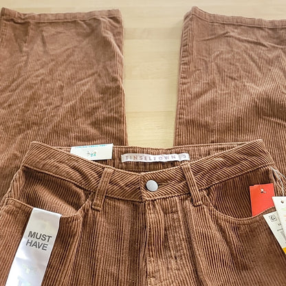 tinceltown Size 1 Cotton Corduroy Low-Rise Cargo Jeans - Pecan