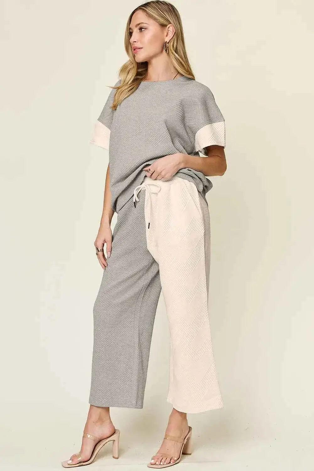 Plus Size Contrast T-Shirt and Wide Leg Pants Set