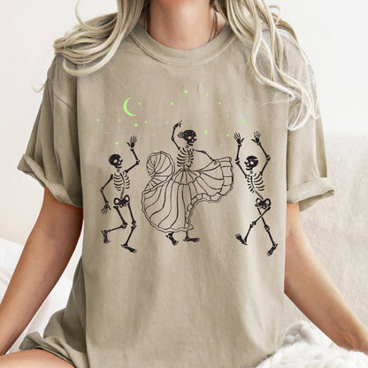 Dancing Skeletons At Night Retro Halloween Comfort Colors Tshirt