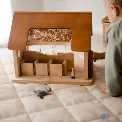 QToys Australia (USA) HORSE STABLE | Kitchen + Metal