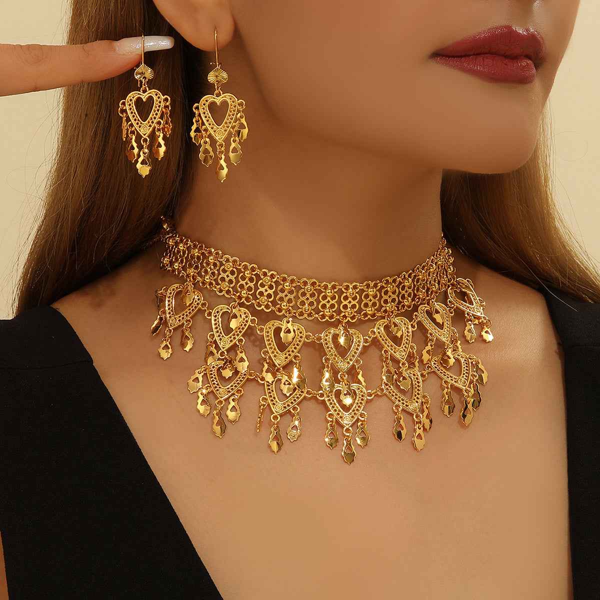 3-Piece Retro Heart Leaf Jewelry Set - Vintage Necklace and Earrings