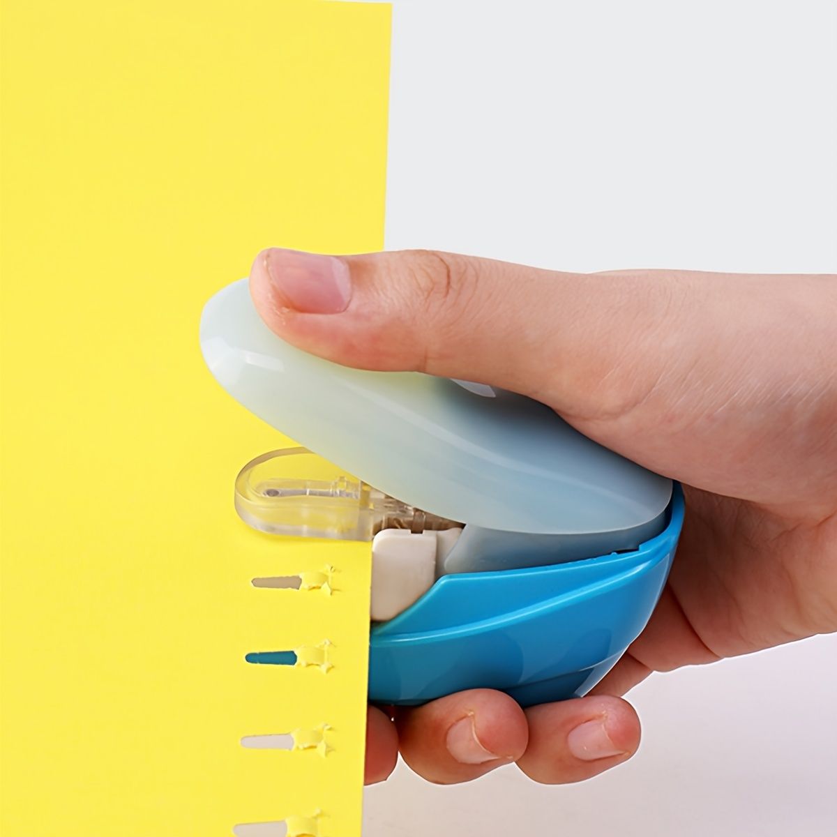 1pc Handheld Staple Free Stapler, Staplers For Desk Swingline, Rotatable Heavy-Duty Staplers, Labor-Saving Stapler Office School Supplies White Blue No Staples Needed 4 Sheet Capacity