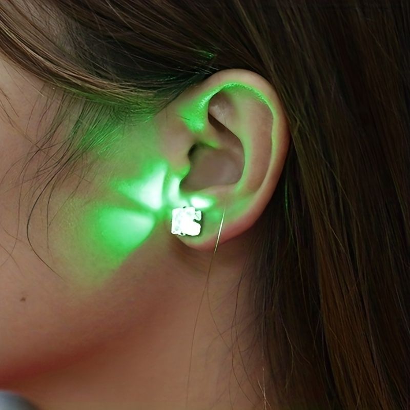 1 Pair, Cool Colorful Flashing Earrings With LED Lights, Colorful Color Change Earrings, New Fashion Unisex Nightlight Party Zircon Earrings, Glow In The Dark Party Supplies