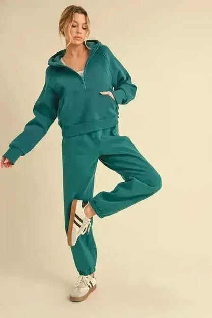 Aemi+Co Drawstring Elastic Waist Joggers