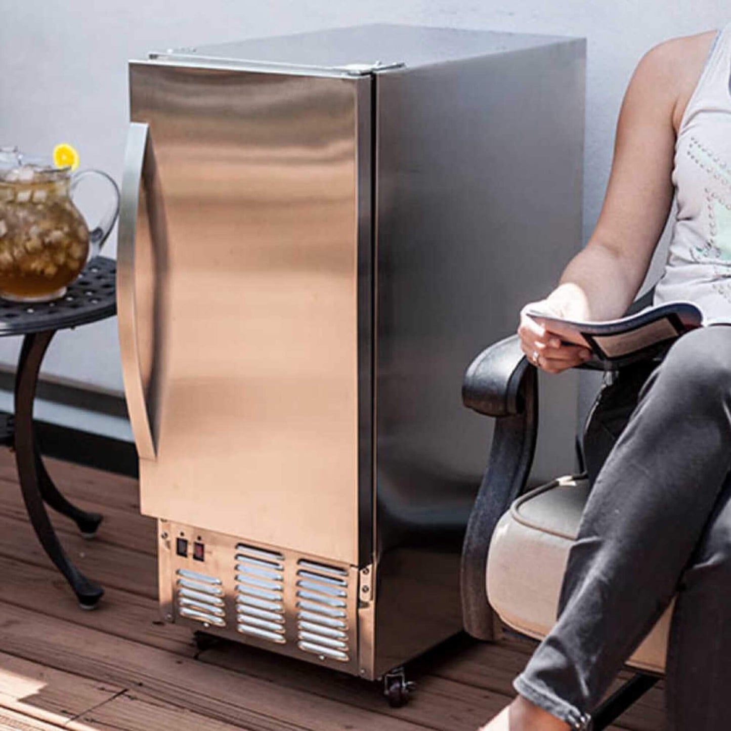 Edgestar 15" Outdoor Undercounter Ice Maker W/ 50 LBS Daily Ice Production (SAK84720)