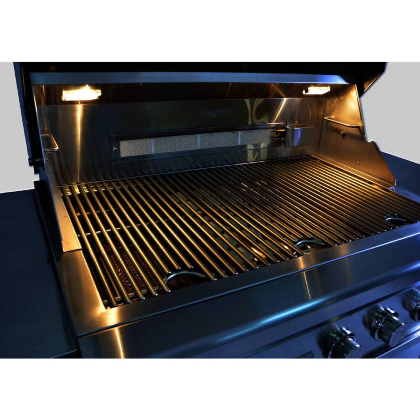 Edgestar 60K BTU Natural Gas Outdoor Built-In Grill W/ Rotisserie And LED Lighting, 30" (SAK52871)