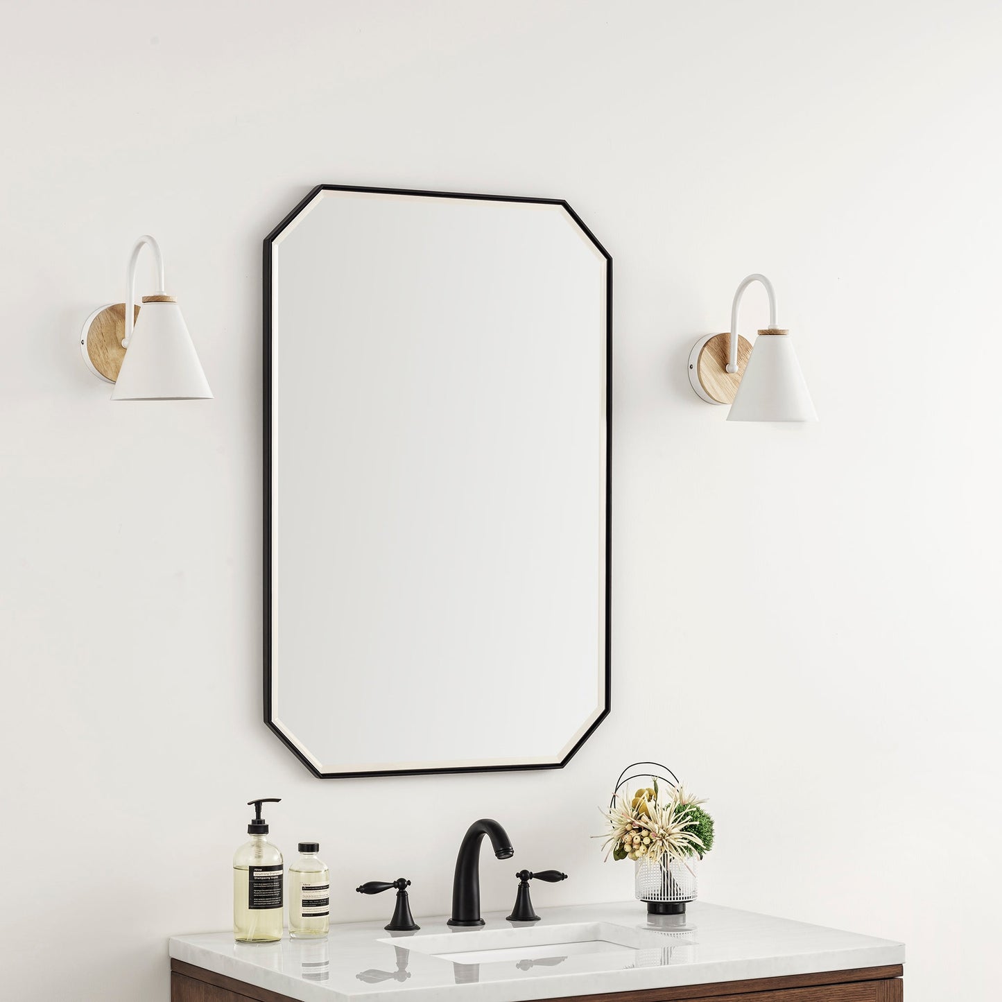 Rohe 24" Octagonal Mirror
