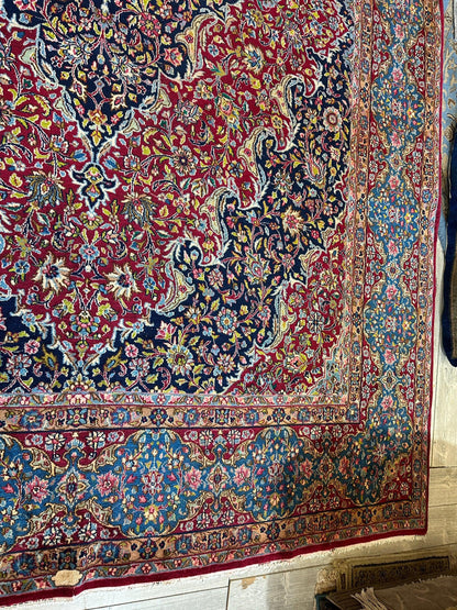 Exquisite Persian Vintage Medalian Rug 10 x 13