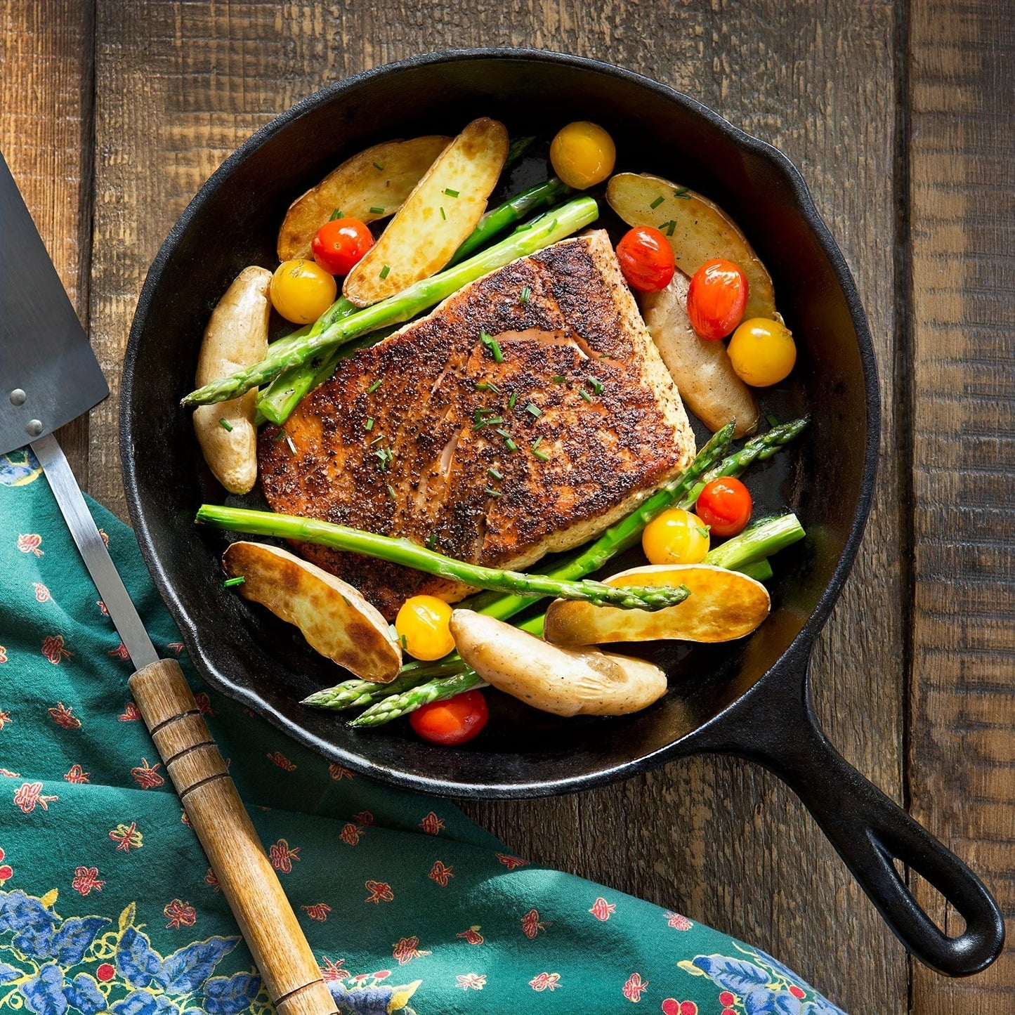 Versatile PreSeasoned Cast Iron Skillet Set of 3