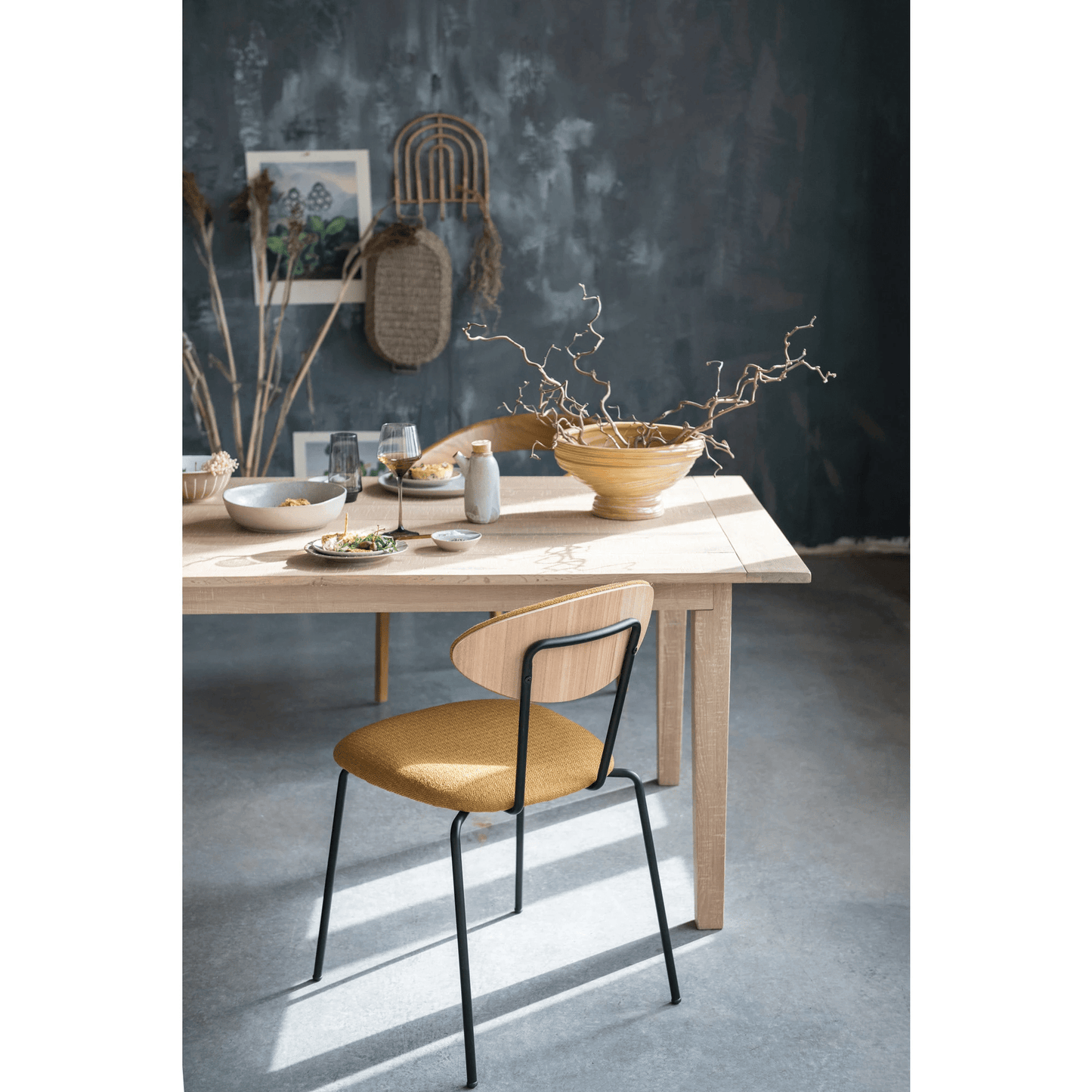 Hand-Woven Seagrass Decorative Tray with Handles