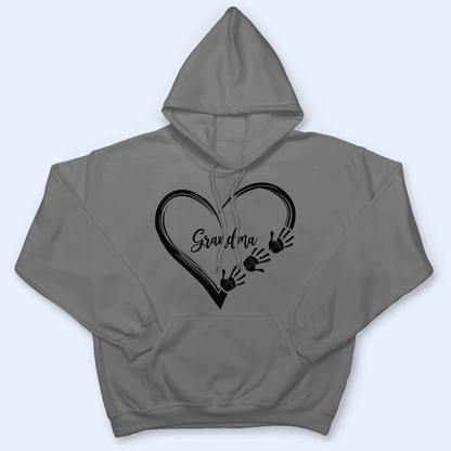Heart Hand Grandma - Personalized Custom T Shirt - Birthday, Loving, Funny Gift for Grandma/Nana/Mimi, Mom, Wife, Grandparent