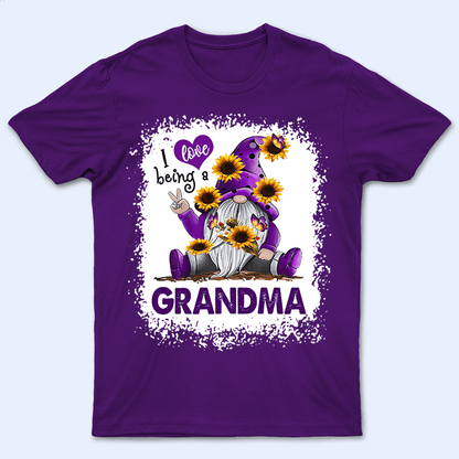 I Love Being A Grandma Gnome - Personalized Custom T Shirt - Birthday, Loving, Funny Gift for Grandma/Nana/Mimi, Mom, Wife, Grandparent - Purple