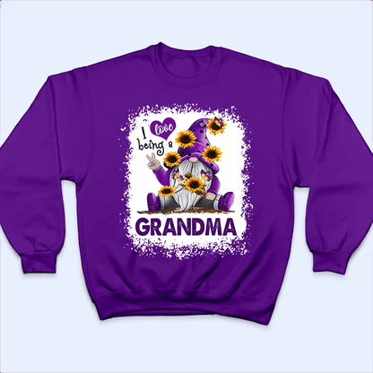 I Love Being A Grandma Gnome - Personalized Custom T Shirt - Birthday, Loving, Funny Gift for Grandma/Nana/Mimi, Mom, Wife, Grandparent - Purple
